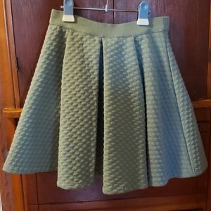 Never Worn H&M Textured Skirt